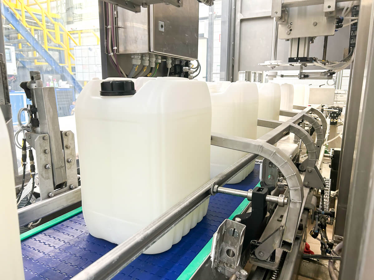 Produktion mit Abfüllung in das gewünschte Gebinde